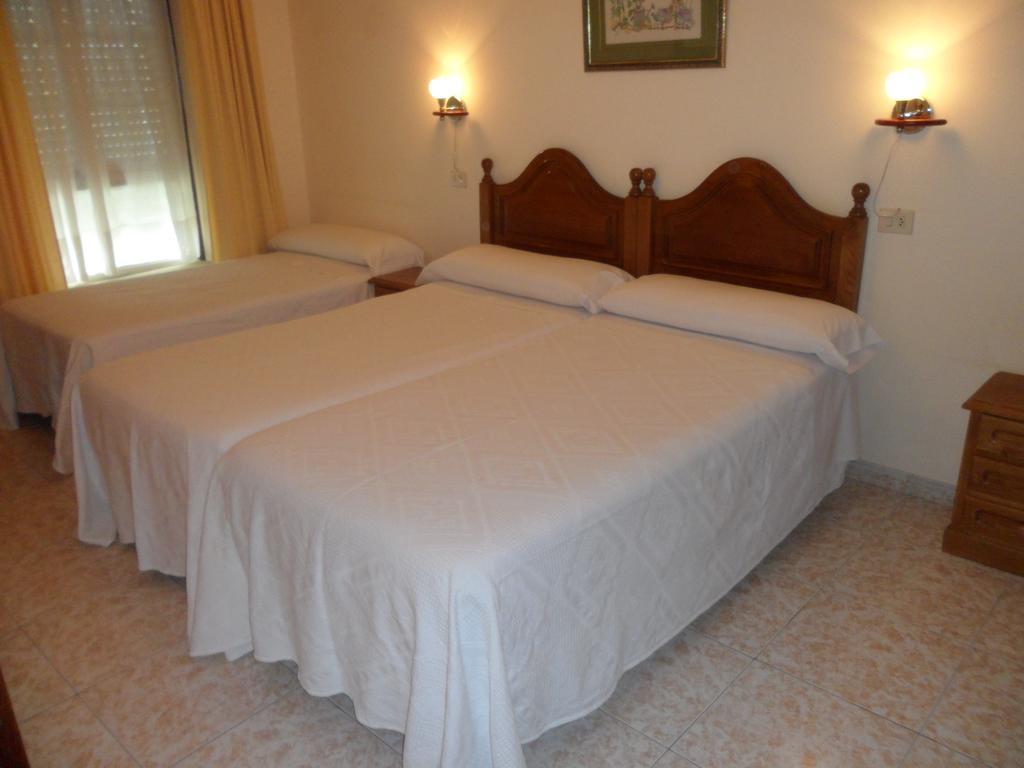 Hotel Avenida Baiona Sabaris Eksteriør bilde