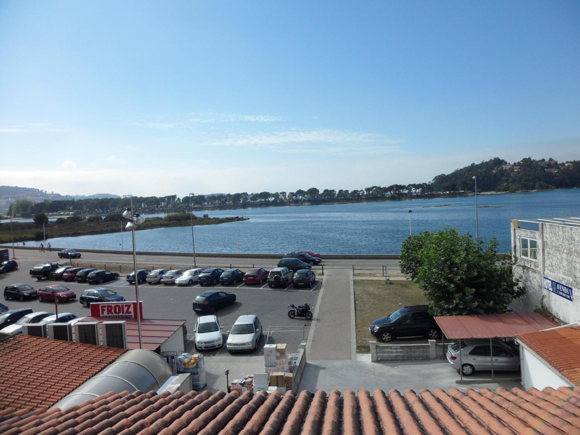 Hotel Avenida Baiona Sabaris Eksteriør bilde