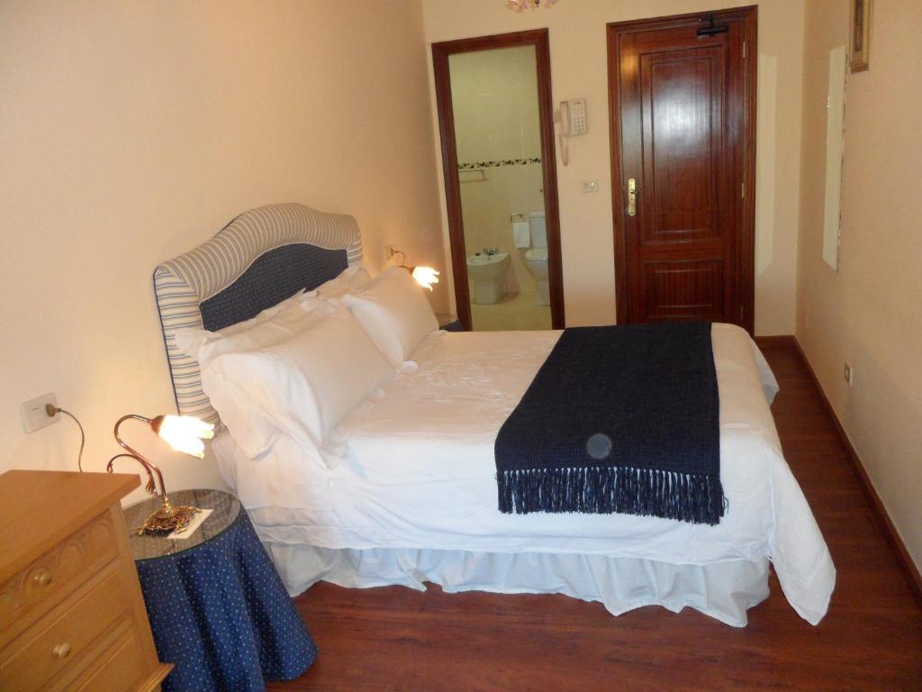 Hotel Avenida Baiona Sabaris Eksteriør bilde